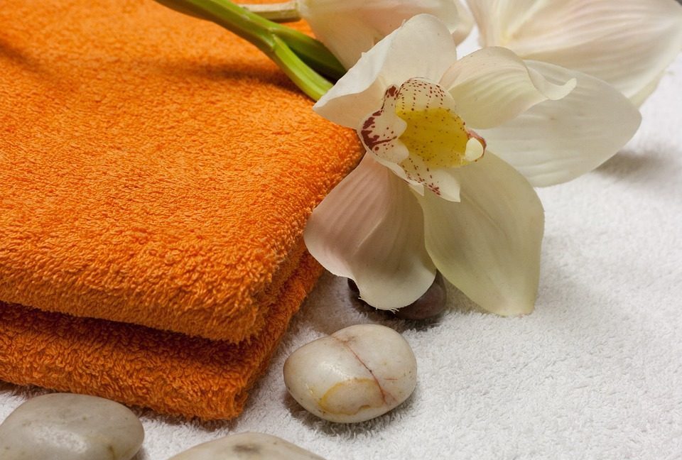 towels flowers stones